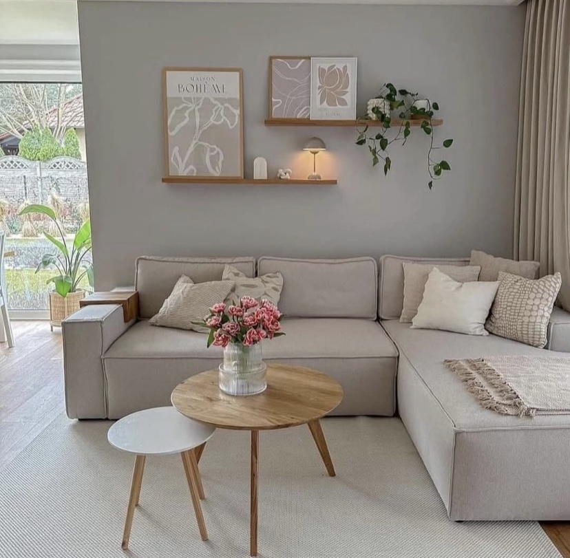 Sectional sofa 6 seater with permanent spring cushions 