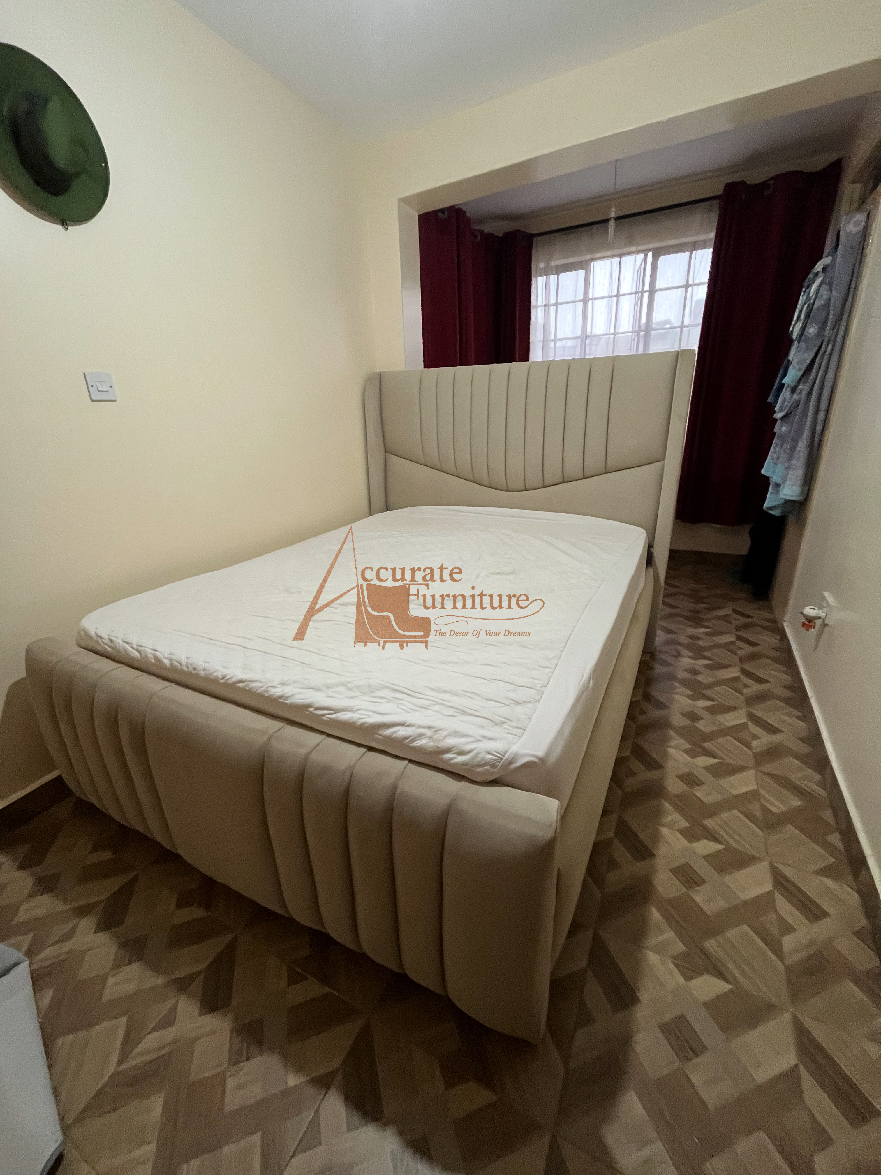 Queen size diamond design bed