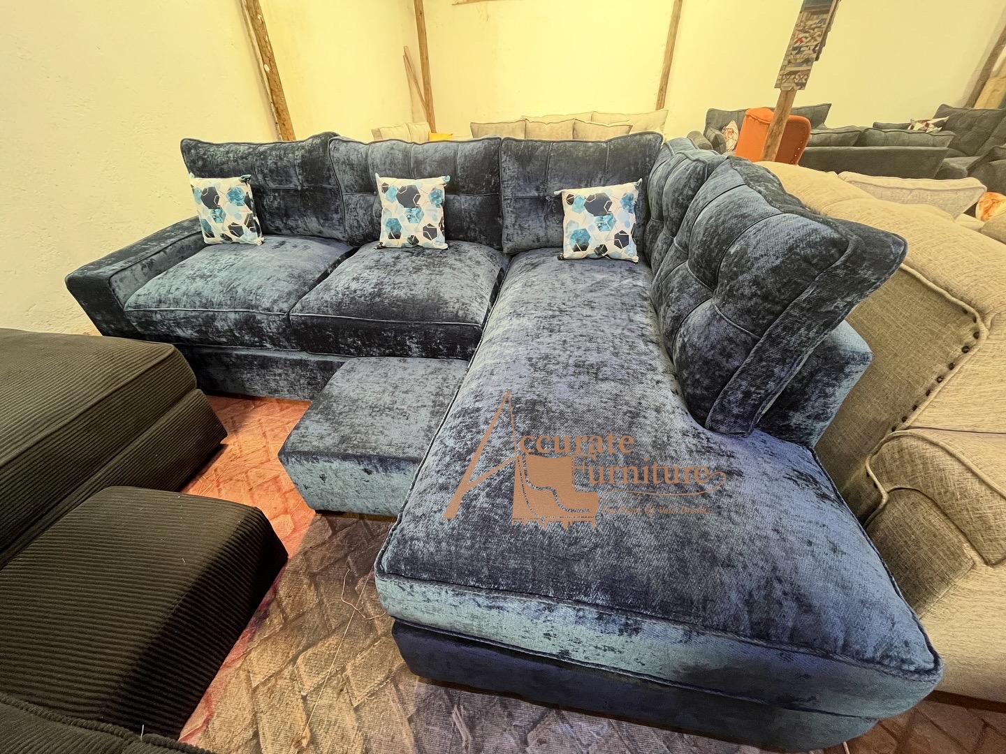 Sectional L-seat 6 seater